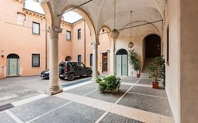 Residenza Palazzo Petrozzani